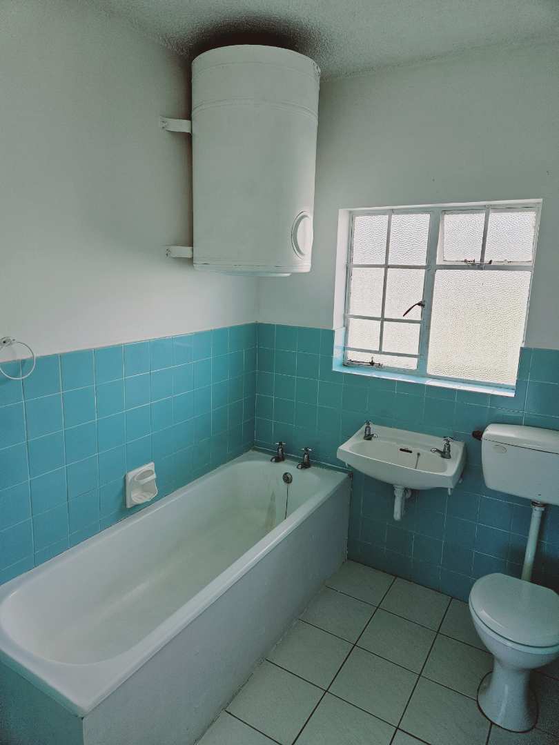 To Let 1 Bedroom Property for Rent in Kabega Park Eastern Cape